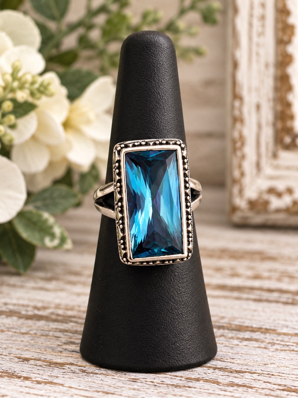 Lori Bonn Rare Vintage Sterling Silver Blue Gemstone Statement Ring
